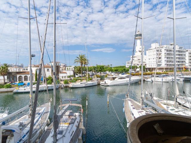 Dúplex en venta en Empuriabrava, Alt Empordà