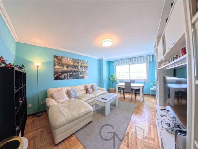 Piso en venta en A Virxe do Camiño, Pontevedra