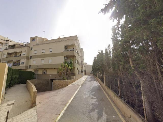 Piso en venta en Guainos Altos, Adra
