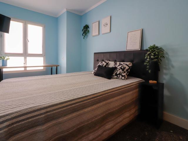 Piso en alquiler en Alicante, les Carolines Altes