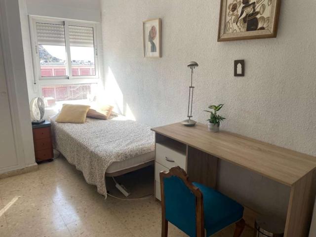 Piso en alquiler en Alicante, la Goteta