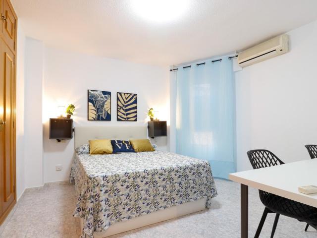 Piso en alquiler en Alicante, Campoamor