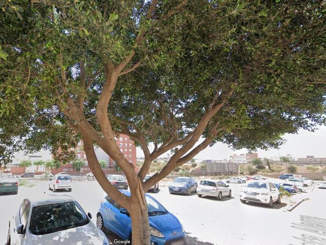 Piso en venta en San Luis, Almería