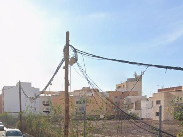 Piso en venta en Almedina, Almería