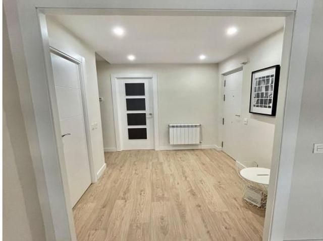 Piso en alquiler en San Lorenzo - La Palomera - San Mamés, León