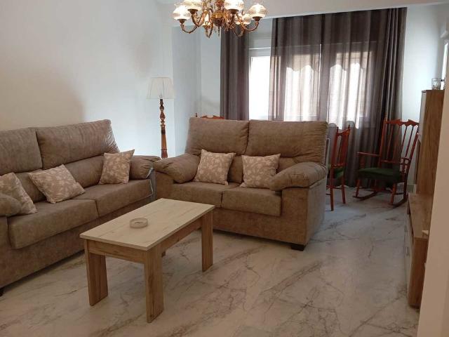 Apartamento en alquiler en Jaén, San Andrés Apartamento en alquiler en Jaén, San Andrés