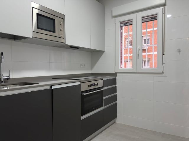 Apartamento en alquiler en Distrito V, Alcalá De Henares