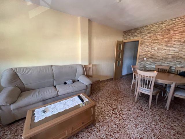 Apartamento en alquiler en Barriada Libertad, Puertollano