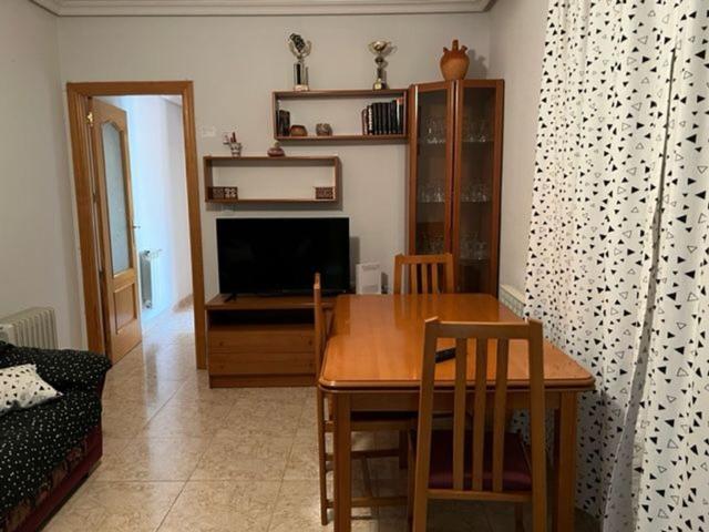 Apartamento en alquiler en Barriada Santa Ana, Puertollano