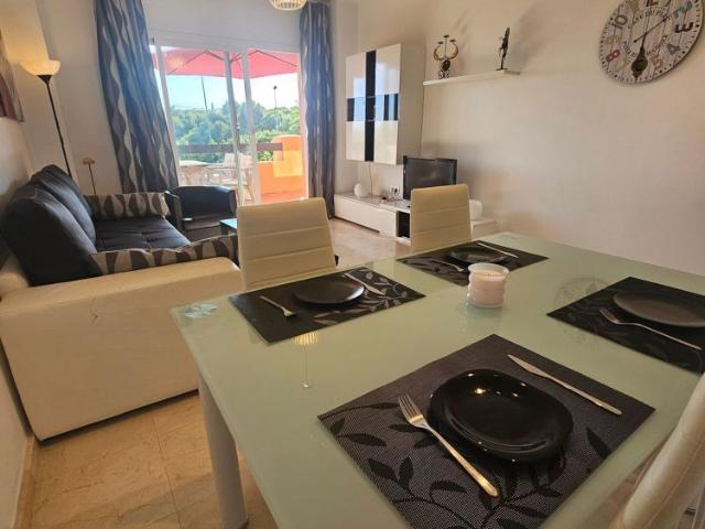 Apartamento en alquiler en Casares del Sol, Costa del Sol Occidental