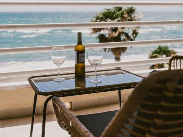 Apartamento en alquiler en La Cala del Moral, La Axarquía