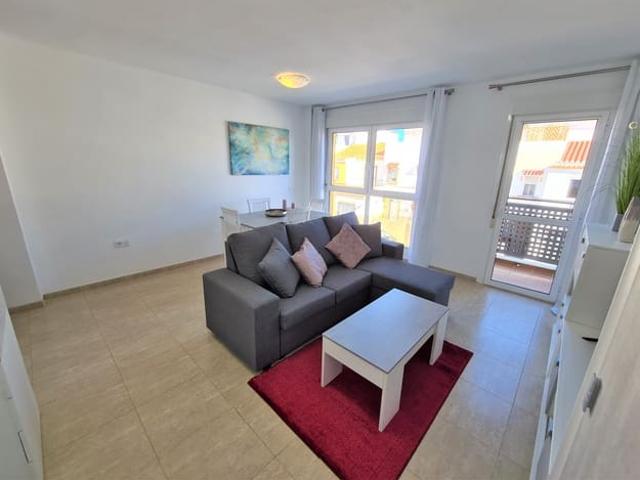 Piso en alquiler en Aguadulce