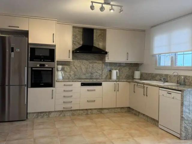 Apartamento en alquiler en Albaida, València / Valencia