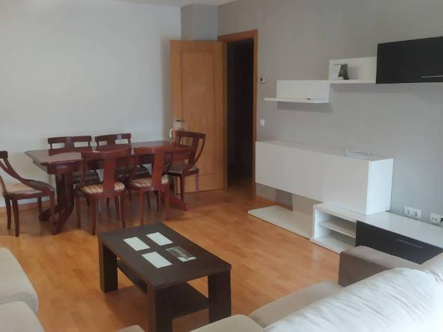 Piso en alquiler en Alcarràs