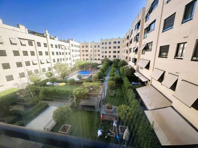 Piso en alquiler en Alcobendas