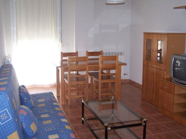 Piso en alquiler en Villares De La Reina, Aldeaseca de Armuña