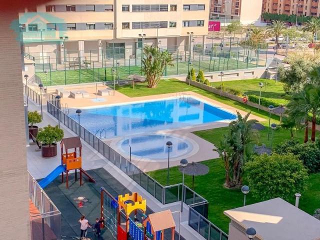 Piso en alquiler en Alicante, Valencia