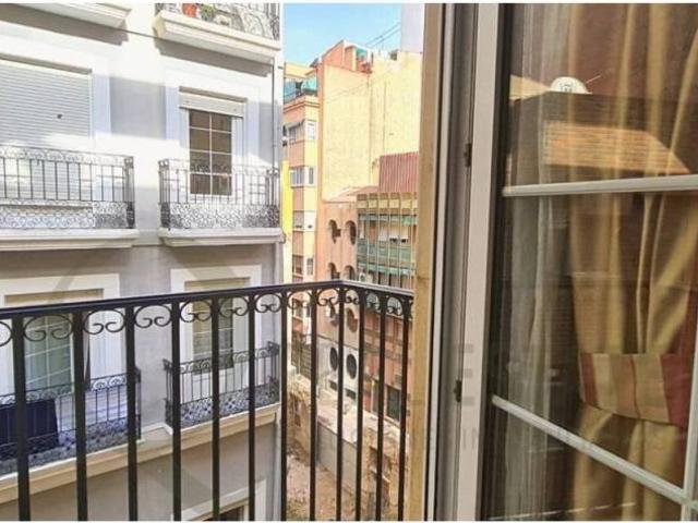 Piso en alquiler en Alicante, Valencia