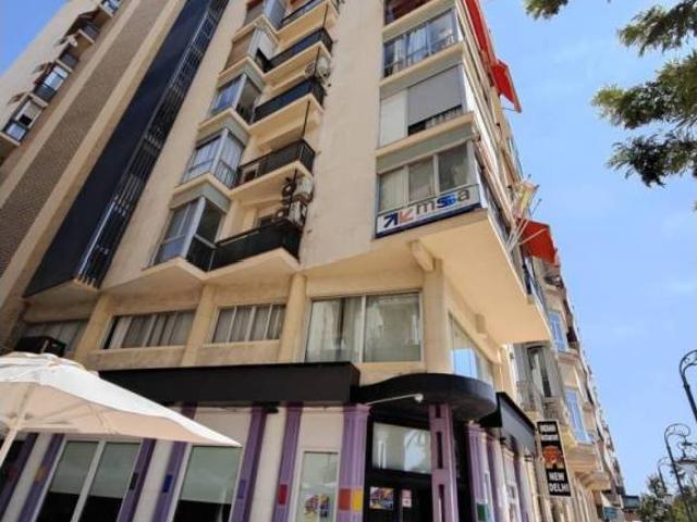 Piso en alquiler en Alicante
