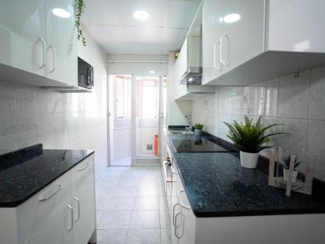 Piso en alquiler en Alicante, les Carolines Altes