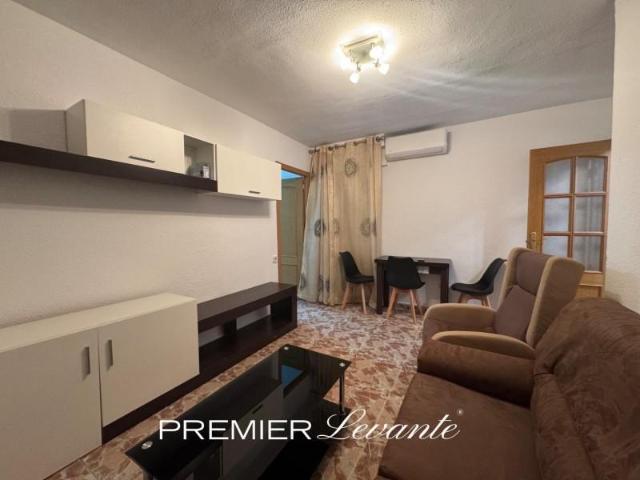 Piso en alquiler en Diputació, l'Alacantí