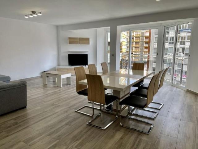 Piso en alquiler en Centro, Alicante