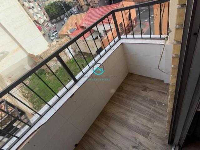 Piso en alquiler en Alicante, Valencia