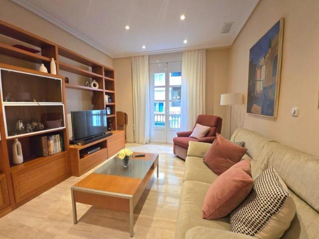 Piso en alquiler en Centro, l'Alacantí