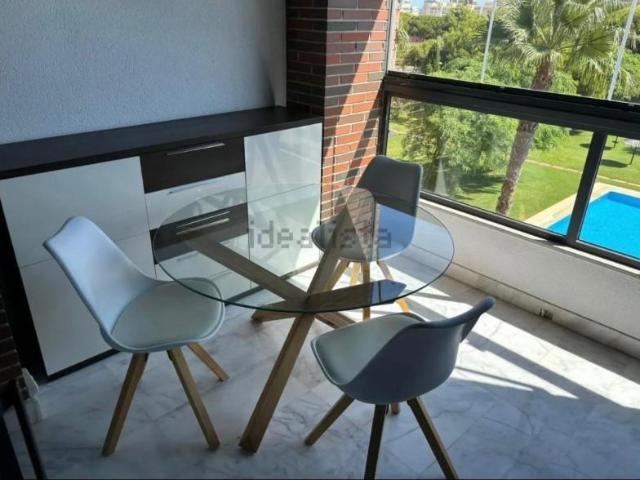 Piso en alquiler en Alicante, Entreplatges
