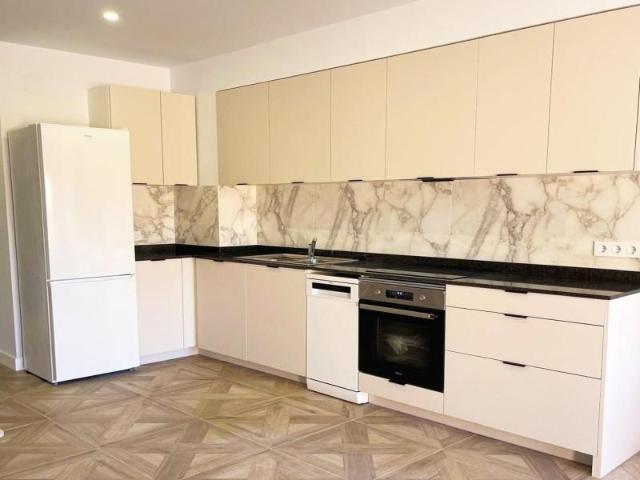 Piso en alquiler en Alicante, Valencia