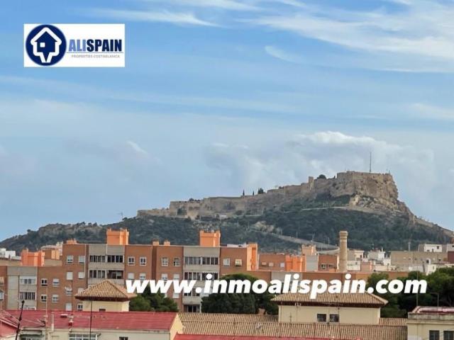 Piso en alquiler en Alicante, Valencia