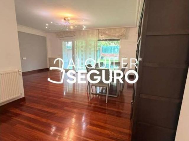 Piso en alquiler en Alonsotegi, Bizkaia