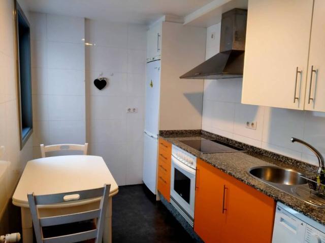 Piso en alquiler en Ames, Santiago