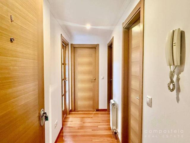 Piso en alquiler en Ames, Santiago
