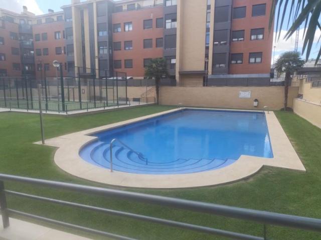 Piso en alquiler en Arroyo De La Encomienda, Valladolid