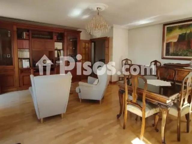 Apartamento en alquiler en Centro, León