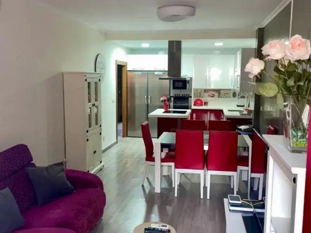Apartamento en alquiler en Barrio de las Cruces, Almería