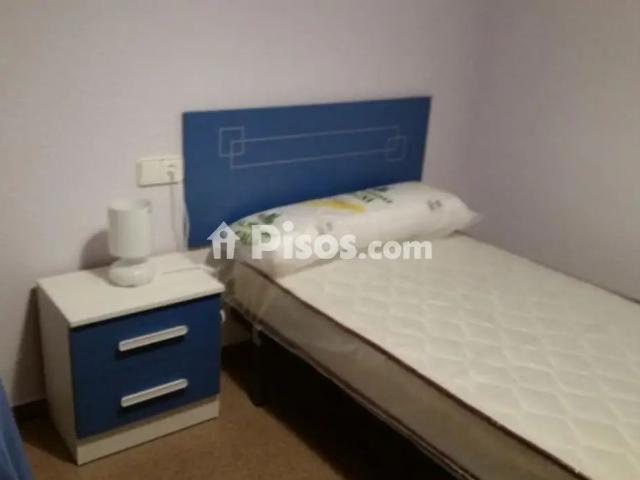 Apartamento en alquiler en Distrito 4, Albacete