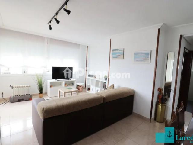 Apartamento en alquiler en Laredo