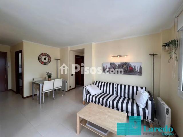 Apartamento en alquiler en Laredo