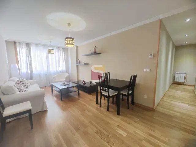 Apartamento en alquiler en Centro, Ourense