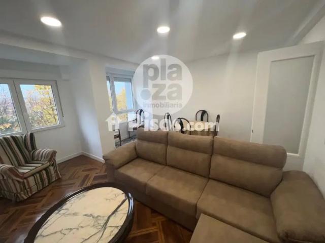 Apartamento en alquiler en Centro, Burgos