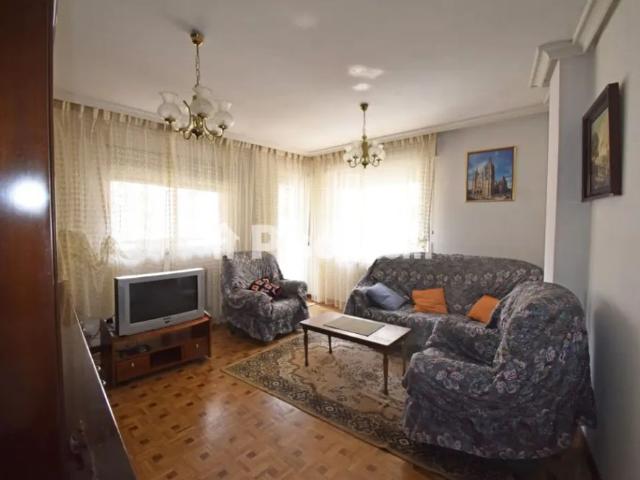 Apartamento en alquiler en Centro, León