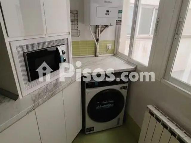 Apartamento en alquiler en Distrito 4, Albacete