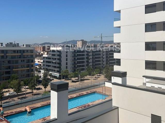Piso en alquiler en Badalona