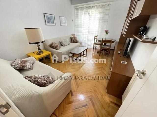 Apartamento en alquiler en Centro, Burgos
