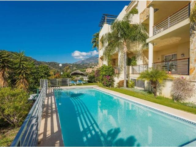 Piso en alquiler en Benahavís, Málaga