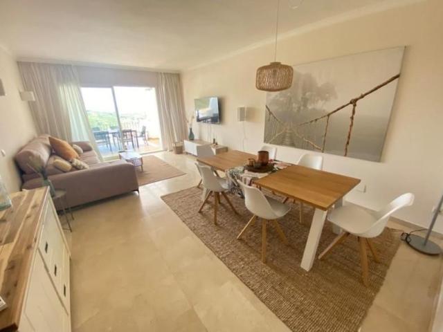 Piso en alquiler en Benahavís, Málaga