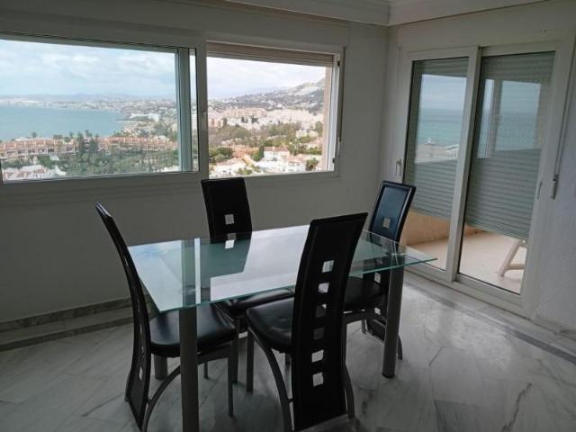 Piso en alquiler en Torrequebrada, Benalmádena