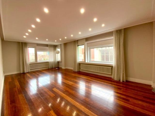 Piso en alquiler en Abando, Bilbao